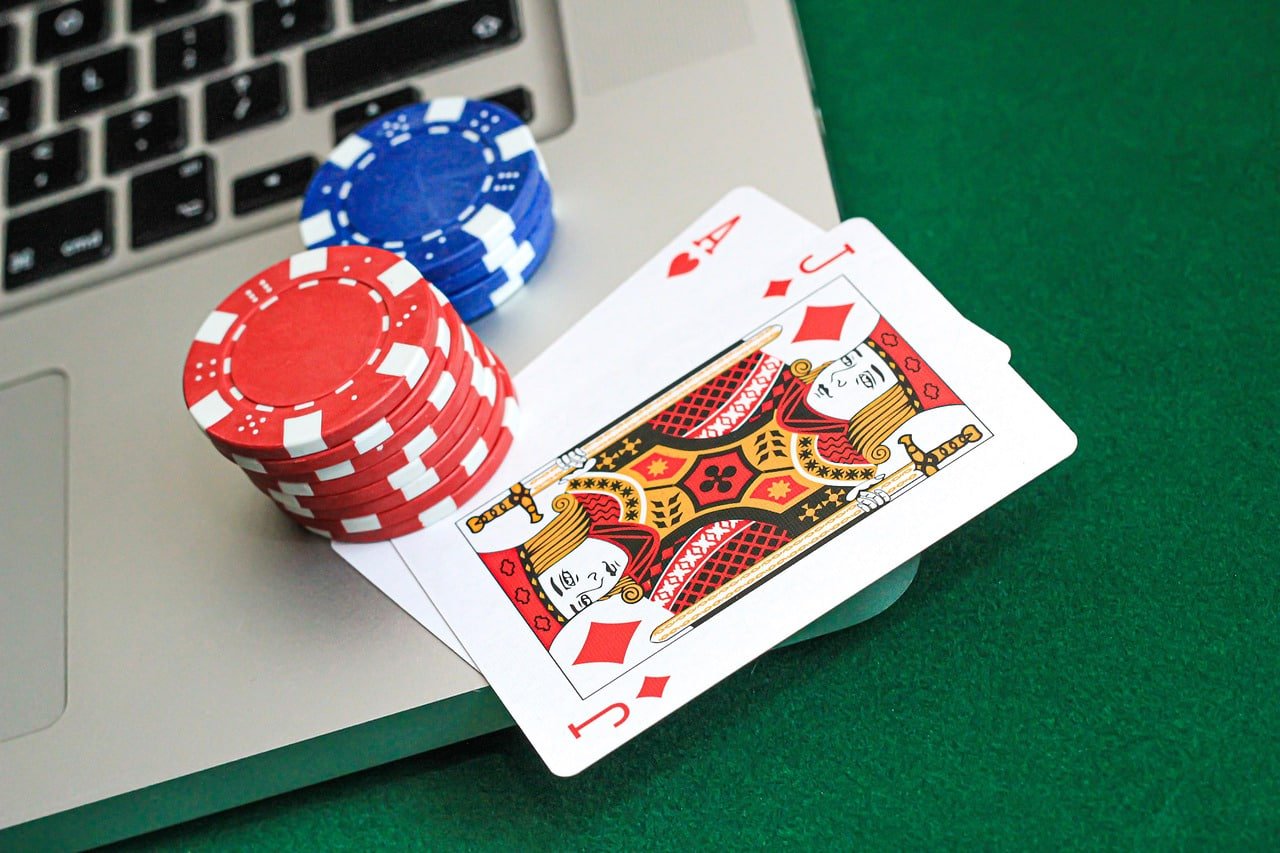 cr7777 live-dealer table showing real-time game action during Thomas Cup promotion